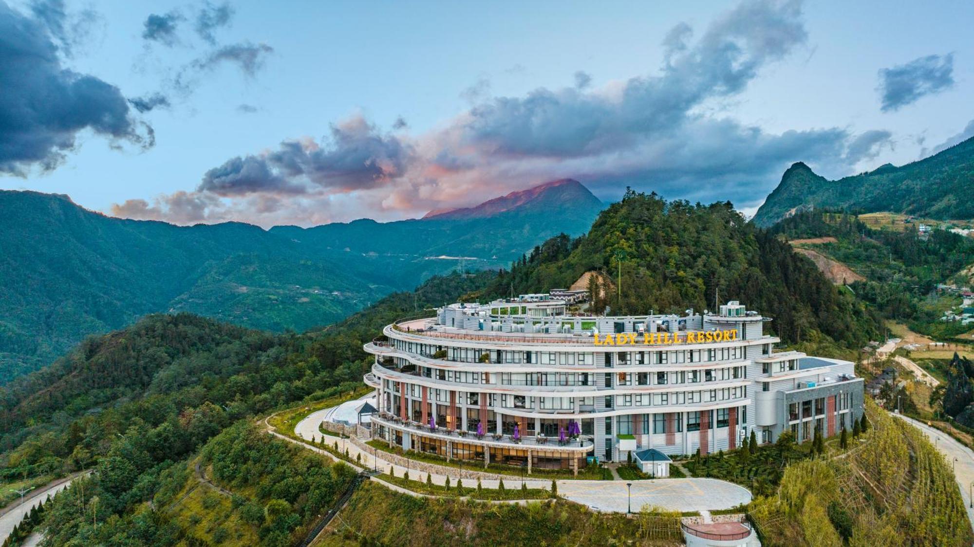 Lady Hill Sapa Resort ภายนอก รูปภาพ